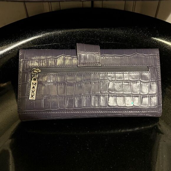 MAXX croc embossed purse and wallet - Picture 3 of 10